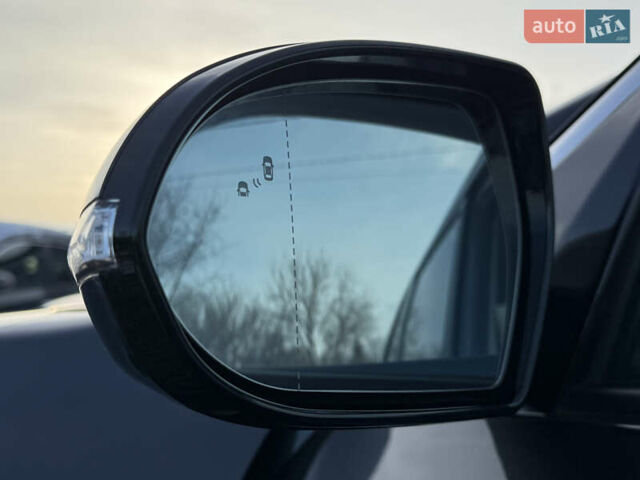 Сірий Кіа Niro, об'ємом двигуна 0 л та пробігом 97 тис. км за 22900 $, фото 9 на Automoto.ua