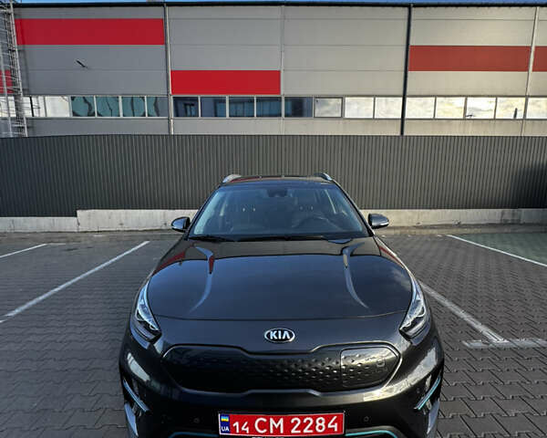 Серый Киа Niro, объемом двигателя 0 л и пробегом 86 тыс. км за 23400 $, фото 29 на Automoto.ua