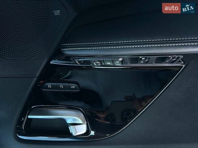 Сірий Кіа Niro, об'ємом двигуна 0 л та пробігом 100 тис. км за 21900 $, фото 32 на Automoto.ua