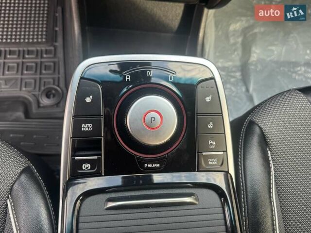 Сірий Кіа Niro, об'ємом двигуна 0 л та пробігом 99 тис. км за 18450 $, фото 46 на Automoto.ua