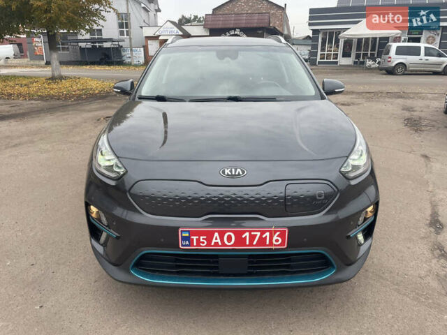 Киа Niro 2021 в Бахмаче на Automoto.ua Серый Киа Niro, объемом двигателя 0 л и пробегом 139 тыс. км за 17900 $, фото 3 на Automoto.ua
