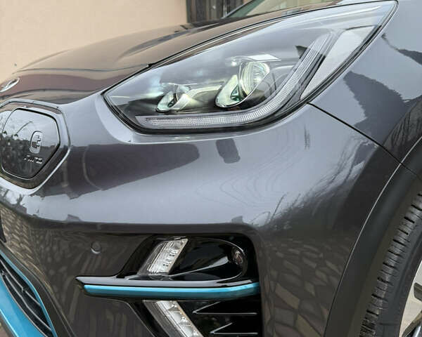 Сірий Кіа Niro, об'ємом двигуна 0 л та пробігом 50 тис. км за 22300 $, фото 10 на Automoto.ua