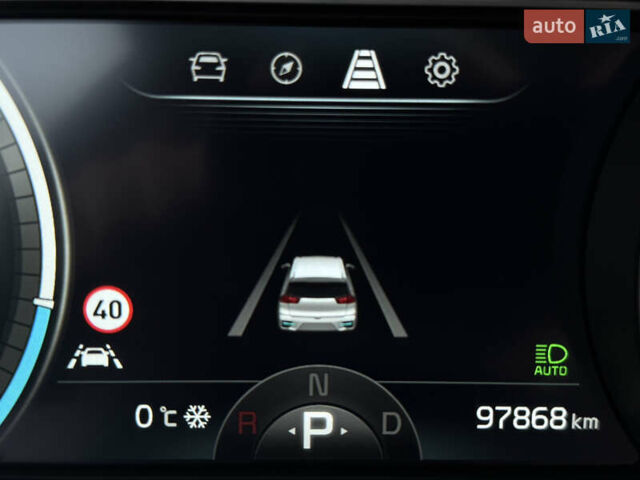 Сірий Кіа Niro, об'ємом двигуна 0 л та пробігом 97 тис. км за 22900 $, фото 43 на Automoto.ua