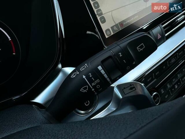 Сірий Кіа Niro, об'ємом двигуна 0 л та пробігом 100 тис. км за 21900 $, фото 45 на Automoto.ua