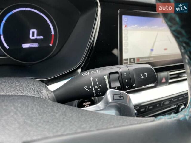 Сірий Кіа Niro, об'ємом двигуна 0 л та пробігом 86 тис. км за 23400 $, фото 38 на Automoto.ua