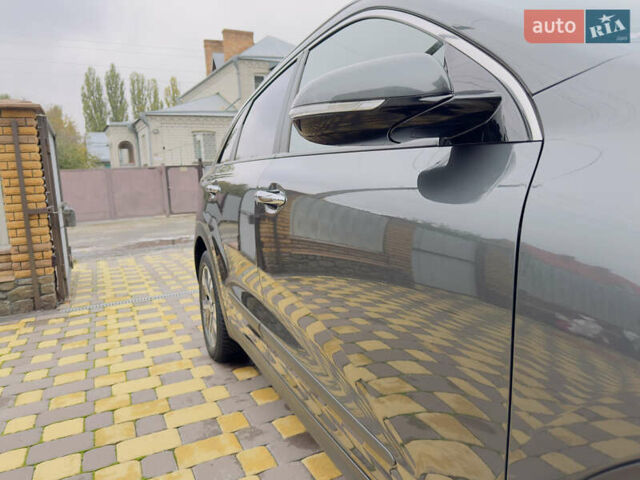 Серый Киа Niro, объемом двигателя 0 л и пробегом 137 тыс. км за 18450 $, фото 9 на Automoto.ua