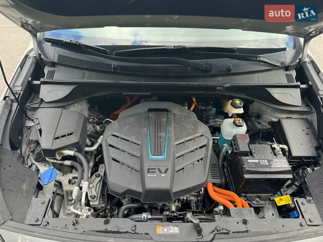 Сірий Кіа Niro, об'ємом двигуна 0 л та пробігом 141 тис. км за 17799 $, фото 54 на Automoto.ua