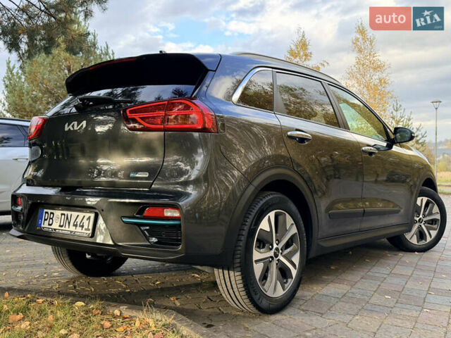 Киа Niro 2022 в Дрогобыче на Automoto.ua Серый Киа Niro, объемом двигателя 0 л и пробегом 44 тыс. км за 24400 $, фото 5 на Automoto.ua