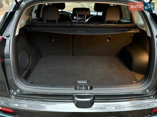 Сірий Кіа Niro, об'ємом двигуна 0 л та пробігом 72 тис. км за 22999 $, фото 77 на Automoto.ua