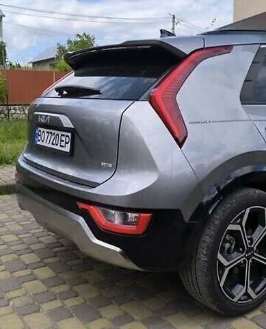 Сірий Кіа Niro, об'ємом двигуна 1.58 л та пробігом 25 тис. км за 19900 $, фото 5 на Automoto.ua