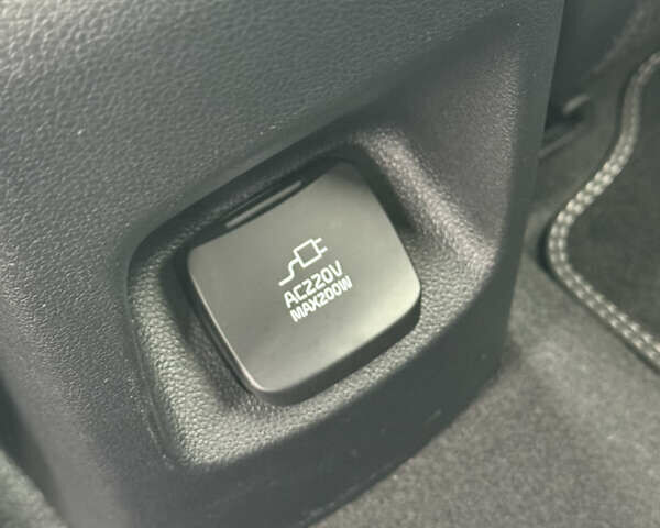 Серый Киа Niro, объемом двигателя 0 л и пробегом 37 тыс. км за 24400 $, фото 8 на Automoto.ua