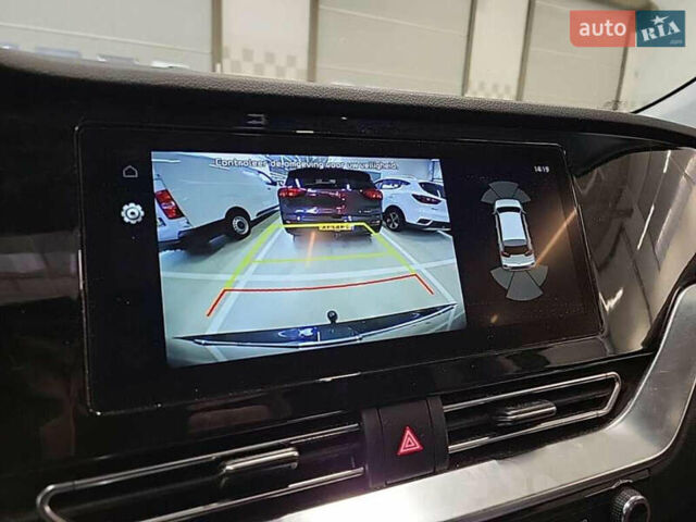 Серый Киа Niro, объемом двигателя 0 л и пробегом 100 тыс. км за 21000 $, фото 13 на Automoto.ua