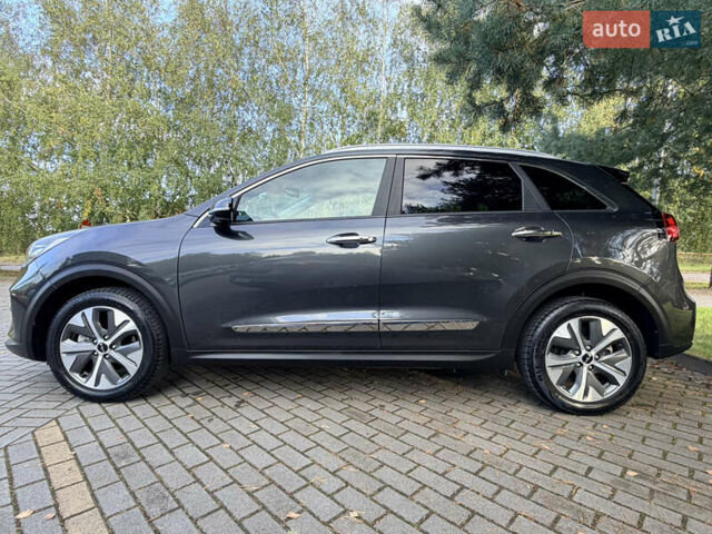 Серый Киа Niro, объемом двигателя 0 л и пробегом 50 тыс. км за 22990 $, фото 14 на Automoto.ua