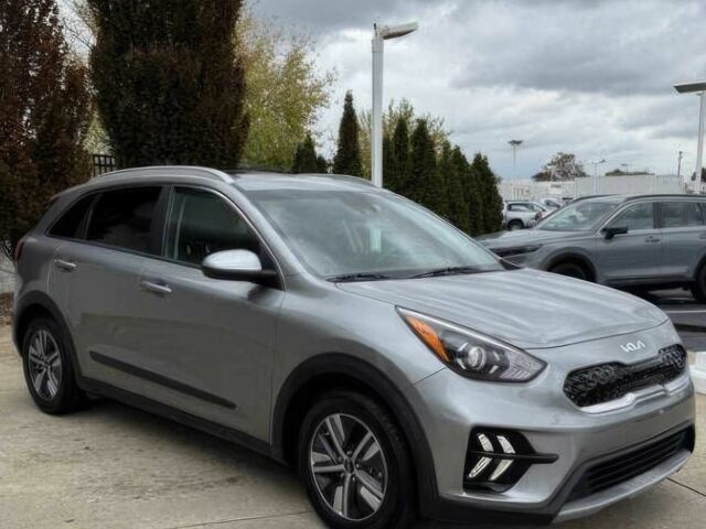 Сірий Кіа Niro, об'ємом двигуна 1.6 л та пробігом 29 тис. км за 11350 $, фото 2 на Automoto.ua
