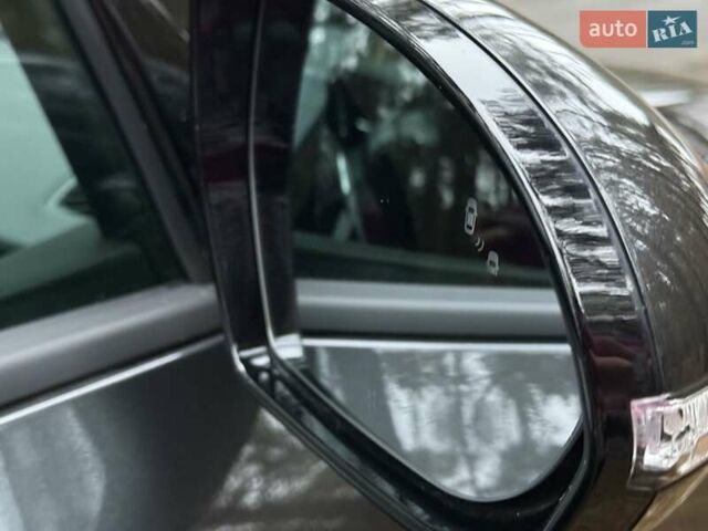 Сірий Кіа Niro, об'ємом двигуна 0 л та пробігом 72 тис. км за 22999 $, фото 37 на Automoto.ua