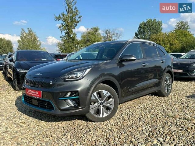 Сірий Кіа Niro, об'ємом двигуна 0 л та пробігом 73 тис. км за 23900 $, фото 18 на Automoto.ua