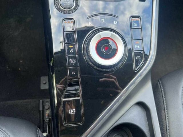 Серый Киа Niro, объемом двигателя 1.6 л и пробегом 23 тыс. км за 17000 $, фото 8 на Automoto.ua