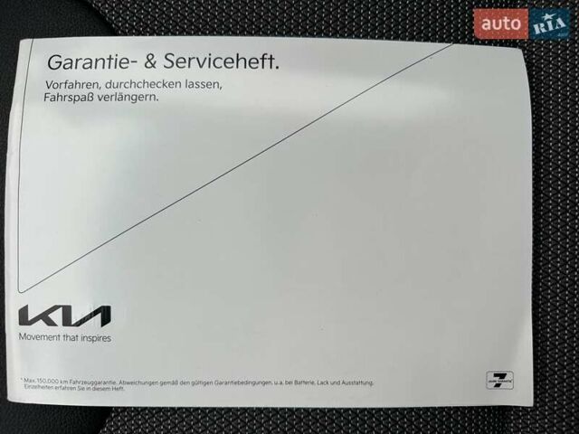 Серый Киа Niro, объемом двигателя 0 л и пробегом 37 тыс. км за 24900 $, фото 69 на Automoto.ua