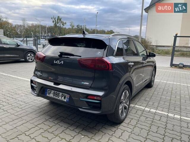 Серый Киа Niro, объемом двигателя 0 л и пробегом 74 тыс. км за 22700 $, фото 6 на Automoto.ua