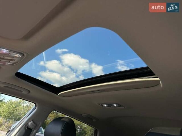 Сірий Кіа Niro, об'ємом двигуна 0 л та пробігом 73 тис. км за 23900 $, фото 4 на Automoto.ua