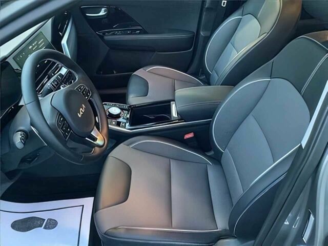 Киа Niro 2022 в Житомире на Automoto.ua Серый Киа Niro, объемом двигателя 0 л и пробегом 29 тыс. км за 10116 $, фото 6 на Automoto.ua