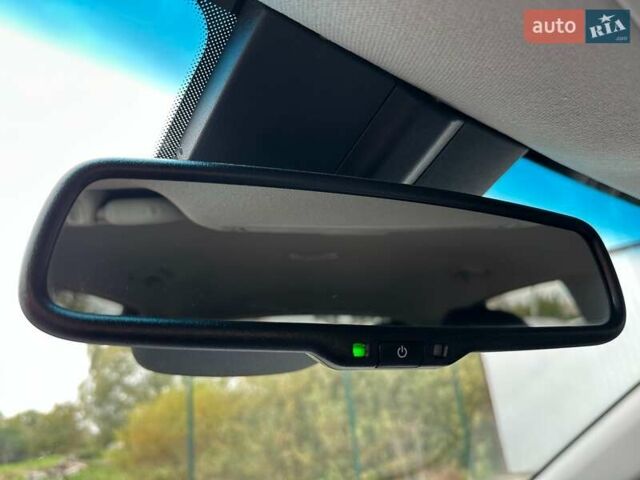 Сірий Кіа Niro, об'ємом двигуна 0 л та пробігом 44 тис. км за 24200 $, фото 46 на Automoto.ua