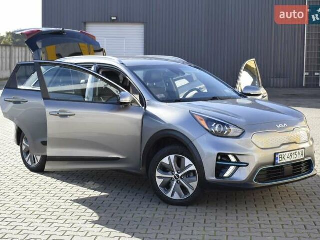 Серый Киа Niro, объемом двигателя 0 л и пробегом 98 тыс. км за 19500 $, фото 28 на Automoto.ua