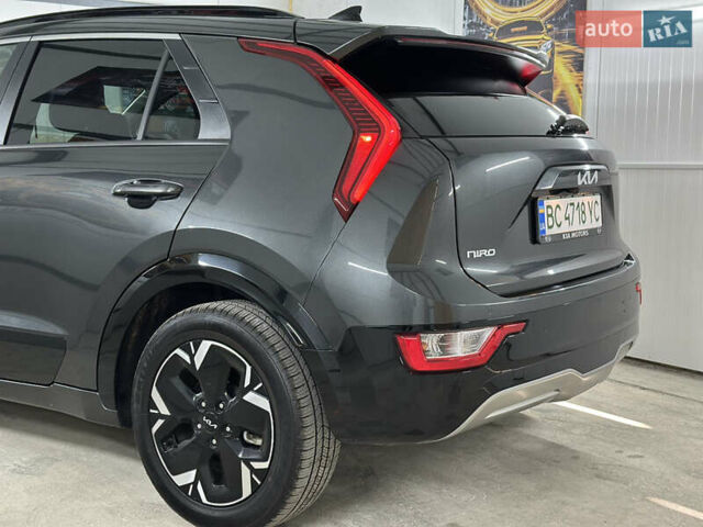 Серый Киа Niro, объемом двигателя 0 л и пробегом 120 тыс. км за 20900 $, фото 52 на Automoto.ua