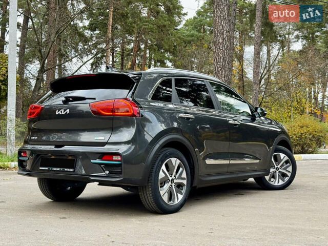 Серый Киа Niro, объемом двигателя 0 л и пробегом 37 тыс. км за 24800 $, фото 21 на Automoto.ua