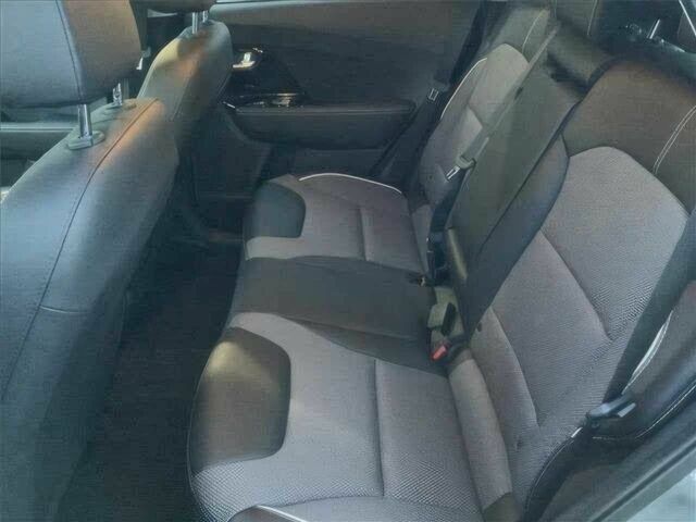 Кіа Niro 2022 у Черкасах на Automoto.ua Сірий Кіа Niro, об'ємом двигуна 0 л та пробігом 20 тис. км за 11300 $, фото 8 на Automoto.ua