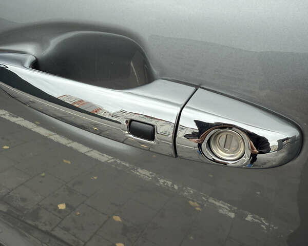 Серый Киа Niro, объемом двигателя 0 л и пробегом 37 тыс. км за 24400 $, фото 10 на Automoto.ua