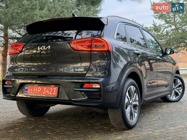 Серый Киа Niro, объемом двигателя 0 л и пробегом 40 тыс. км за 25900 $, фото 11 на Automoto.ua