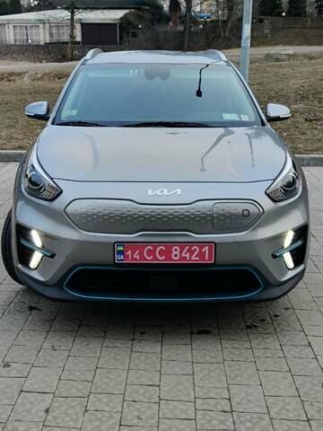 Серый Киа Niro, объемом двигателя 0 л и пробегом 117 тыс. км за 18400 $, фото 14 на Automoto.ua