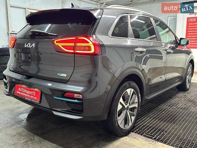Серый Киа Niro, объемом двигателя 0 л и пробегом 37 тыс. км за 24900 $, фото 20 на Automoto.ua