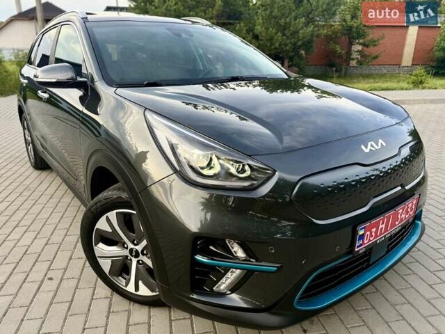 Сірий Кіа Niro, об'ємом двигуна 0 л та пробігом 84 тис. км за 18950 $, фото 4 на Automoto.ua