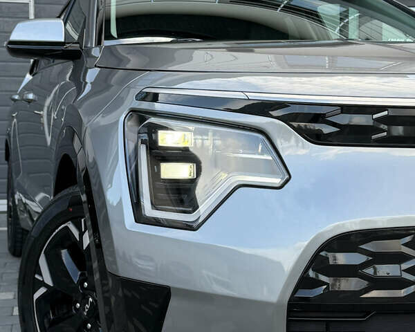 Серый Киа Niro, объемом двигателя 0 л и пробегом 95 тыс. км за 22700 $, фото 17 на Automoto.ua