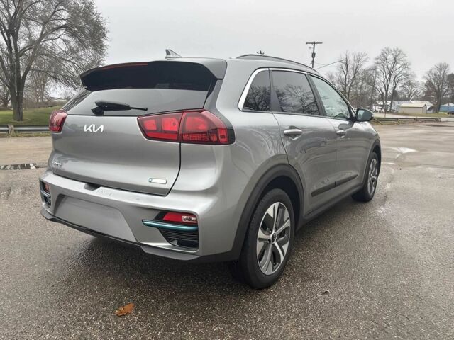 Серый Киа Niro, объемом двигателя 0 л и пробегом 21 тыс. км за 11000 $, фото 4 на Automoto.ua