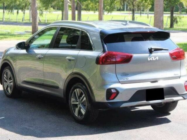 Серый Киа Niro, объемом двигателя 1.6 л и пробегом 45 тыс. км за 11500 $, фото 4 на Automoto.ua