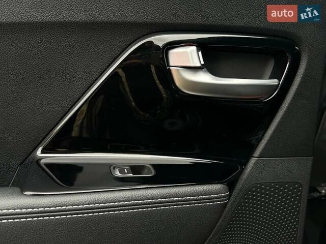 Сірий Кіа Niro, об'ємом двигуна 0 л та пробігом 44 тис. км за 24200 $, фото 66 на Automoto.ua