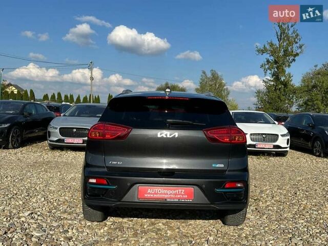 Сірий Кіа Niro, об'ємом двигуна 0 л та пробігом 73 тис. км за 23900 $, фото 22 на Automoto.ua