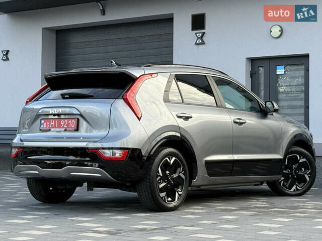 Серый Киа Niro, объемом двигателя 0 л и пробегом 95 тыс. км за 22700 $, фото 32 на Automoto.ua