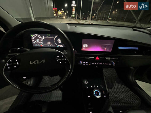 Серый Киа Niro, объемом двигателя 0 л и пробегом 133 тыс. км за 22299 $, фото 18 на Automoto.ua