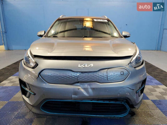 Серый Киа Niro, объемом двигателя 0 л и пробегом 185 тыс. км за 13900 $, фото 5 на Automoto.ua