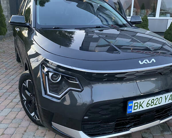 Сірий Кіа Niro, об'ємом двигуна 0 л та пробігом 62 тис. км за 22500 $, фото 2 на Automoto.ua