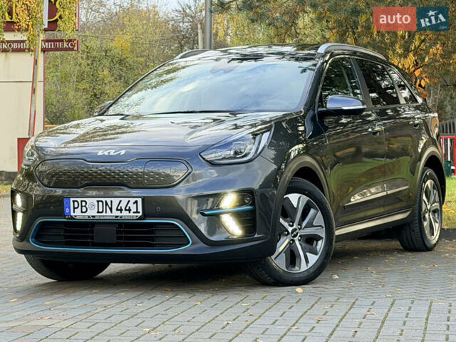 Киа Niro 2022 в Дрогобыче на Automoto.ua Серый Киа Niro, объемом двигателя 0 л и пробегом 44 тыс. км за 24400 $, фото 1 на Automoto.ua