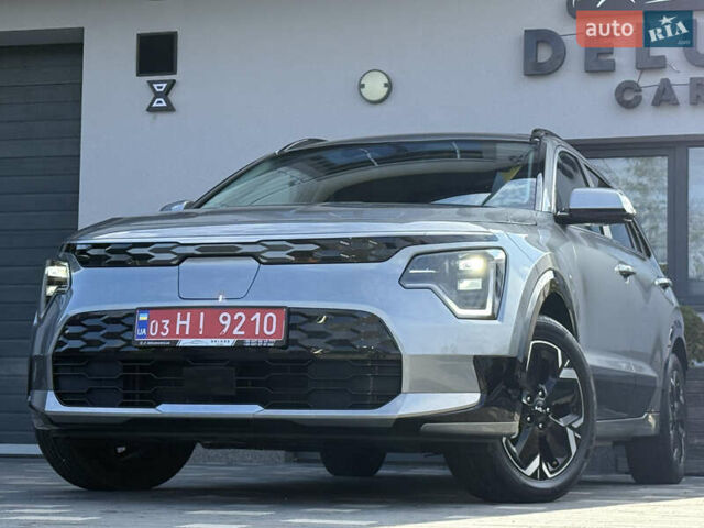 Серый Киа Niro, объемом двигателя 0 л и пробегом 95 тыс. км за 22700 $, фото 12 на Automoto.ua