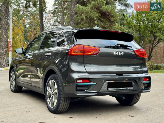 Серый Киа Niro, объемом двигателя 0 л и пробегом 37 тыс. км за 24800 $, фото 32 на Automoto.ua