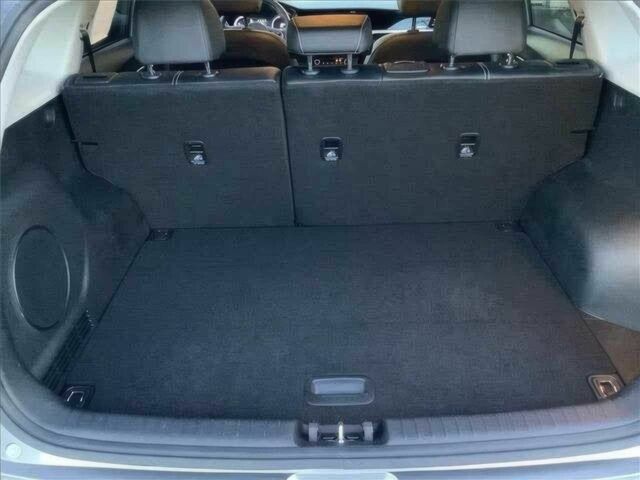 Серый Киа Niro, объемом двигателя 0 л и пробегом 17 тыс. км за 12000 $, фото 10 на Automoto.ua