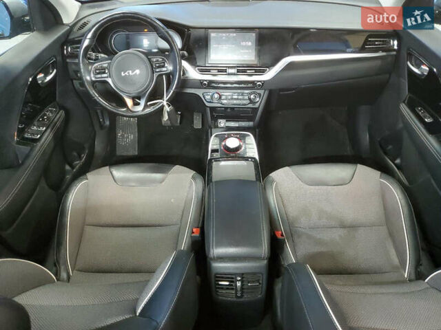 Серый Киа Niro, объемом двигателя 0 л и пробегом 185 тыс. км за 13900 $, фото 8 на Automoto.ua