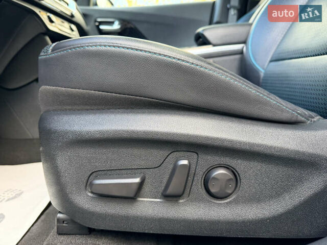 Серый Киа Niro, объемом двигателя 0 л и пробегом 39 тыс. км за 24400 $, фото 16 на Automoto.ua